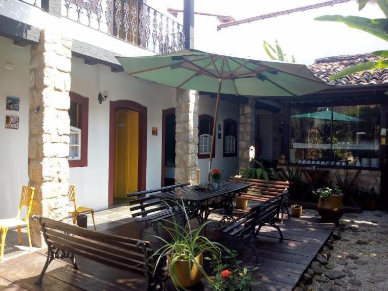 Pousada Solar Do Algarve Em Paraty Ha 5 Minutos Do Centro Historico Luaran gambar