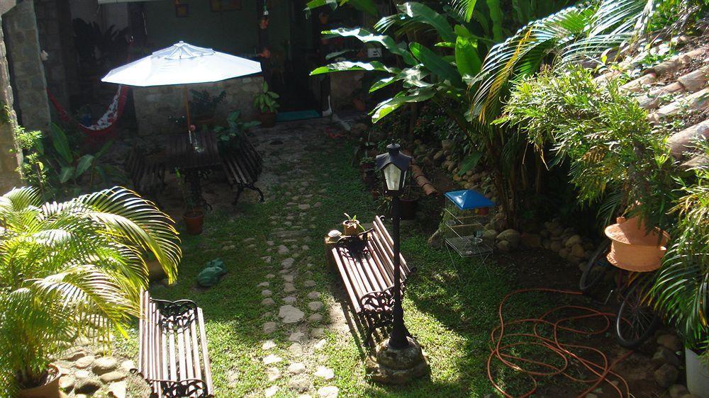 Pousada Solar Do Algarve Em Paraty Ha 5 Minutos Do Centro Historico Luaran gambar